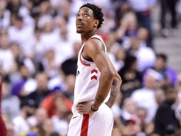 这样一边倒 这样一边倒