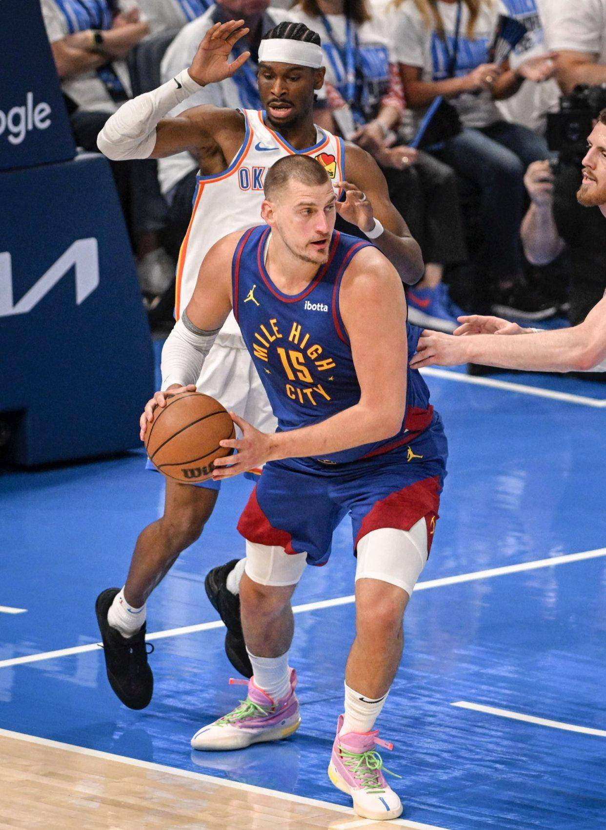 被高压锁死 被高压锁死