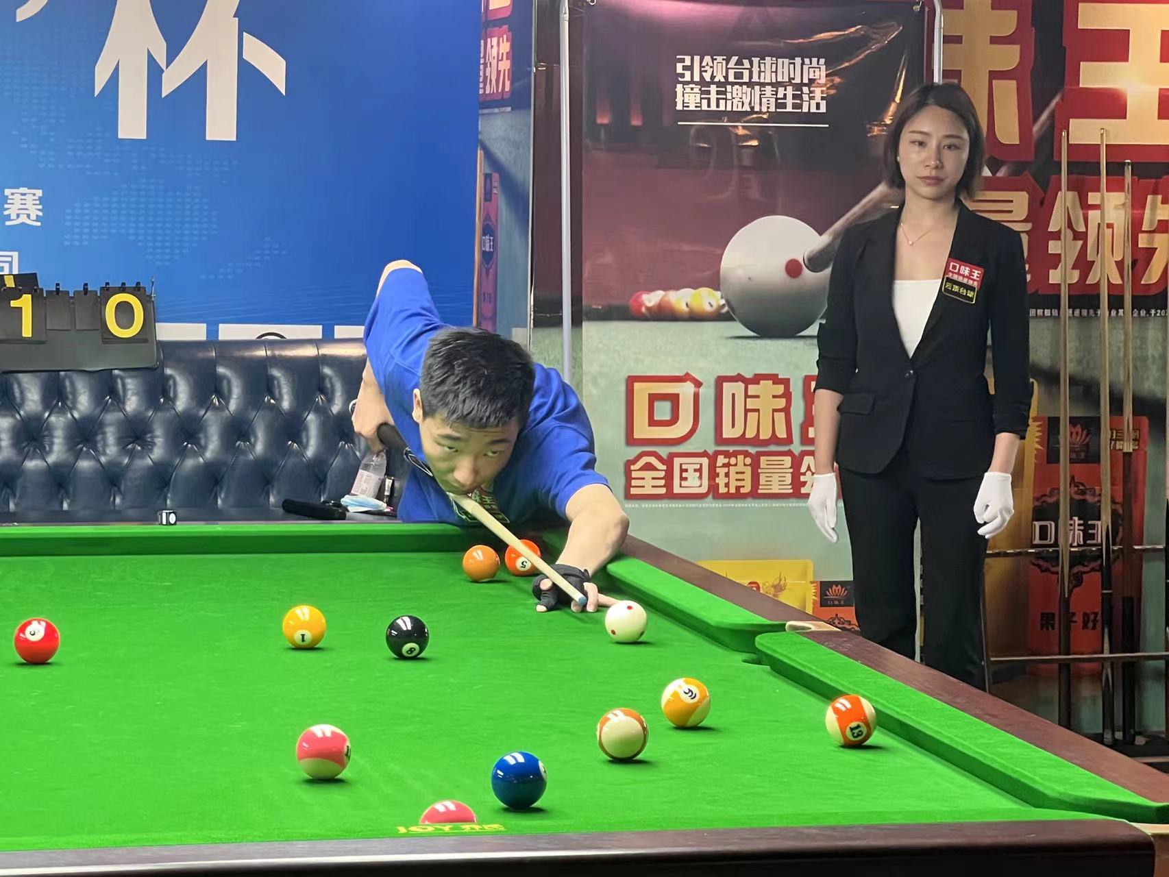 头的一侧吸 头的一侧吸